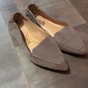 Hush Puppies Women's Taupe Suede Flats